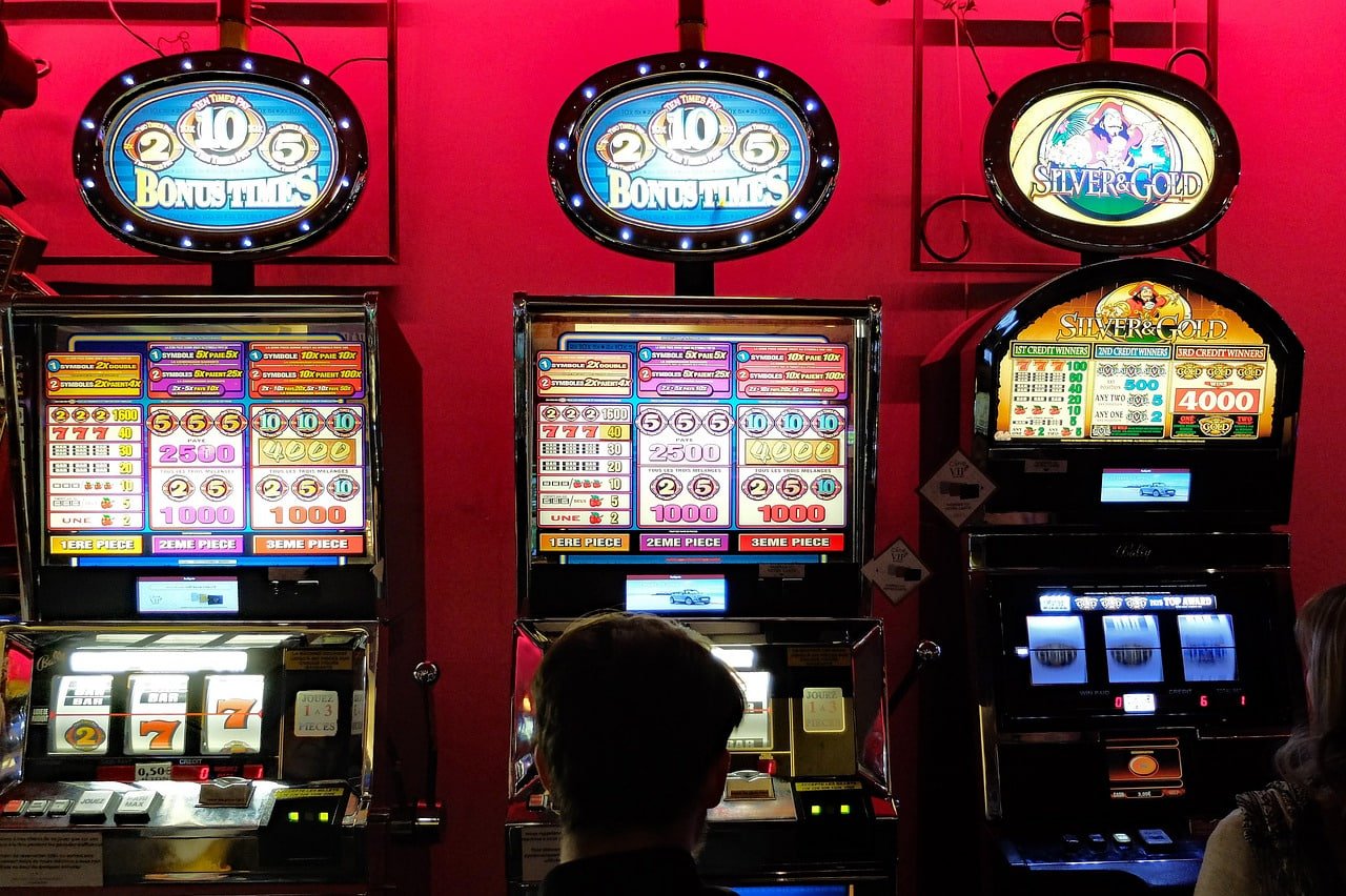 Comparison view showing 77ac clear navigation and readable mobile sections
